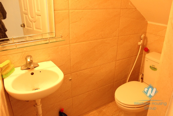 Brandnew house availble for rent in Nghi Tam village, Tay Ho, Hanoi